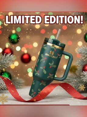 Stanley Quencher H2.0 Flowstate 30 oz Botanical Holiday Tumbler, NWT